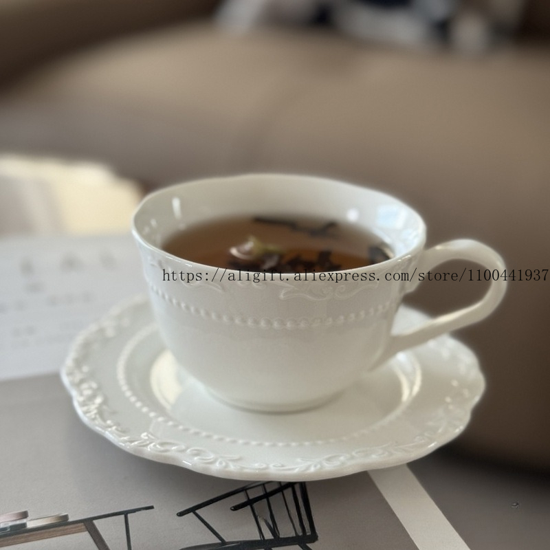 Coffee Tea Set Up - Set di tazze e piatti da